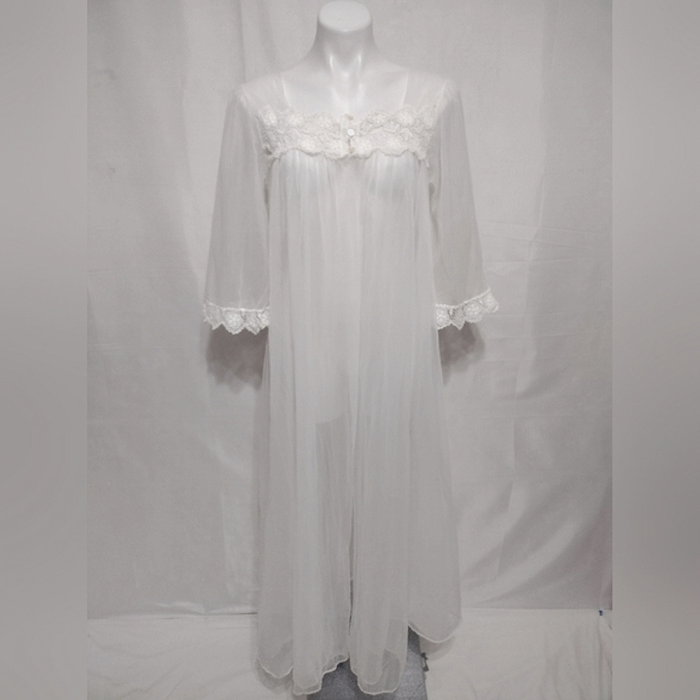 I Do Vtg White Sheer Lace Crochet Trim Maxi Nightgown Robe M Peignoir Bridal